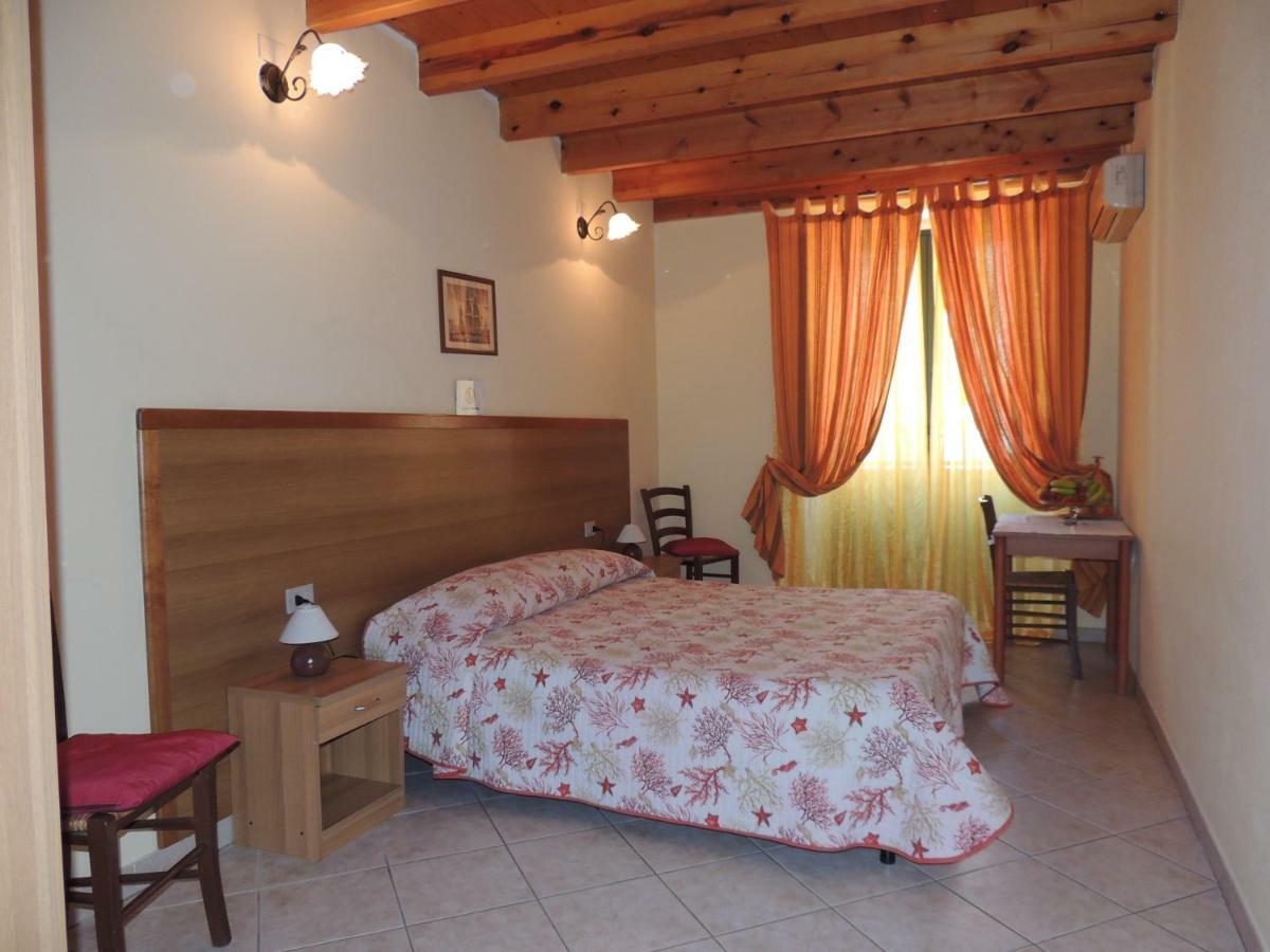 Bed and Breakfast La Marina Cagliari Zewnętrze zdjęcie