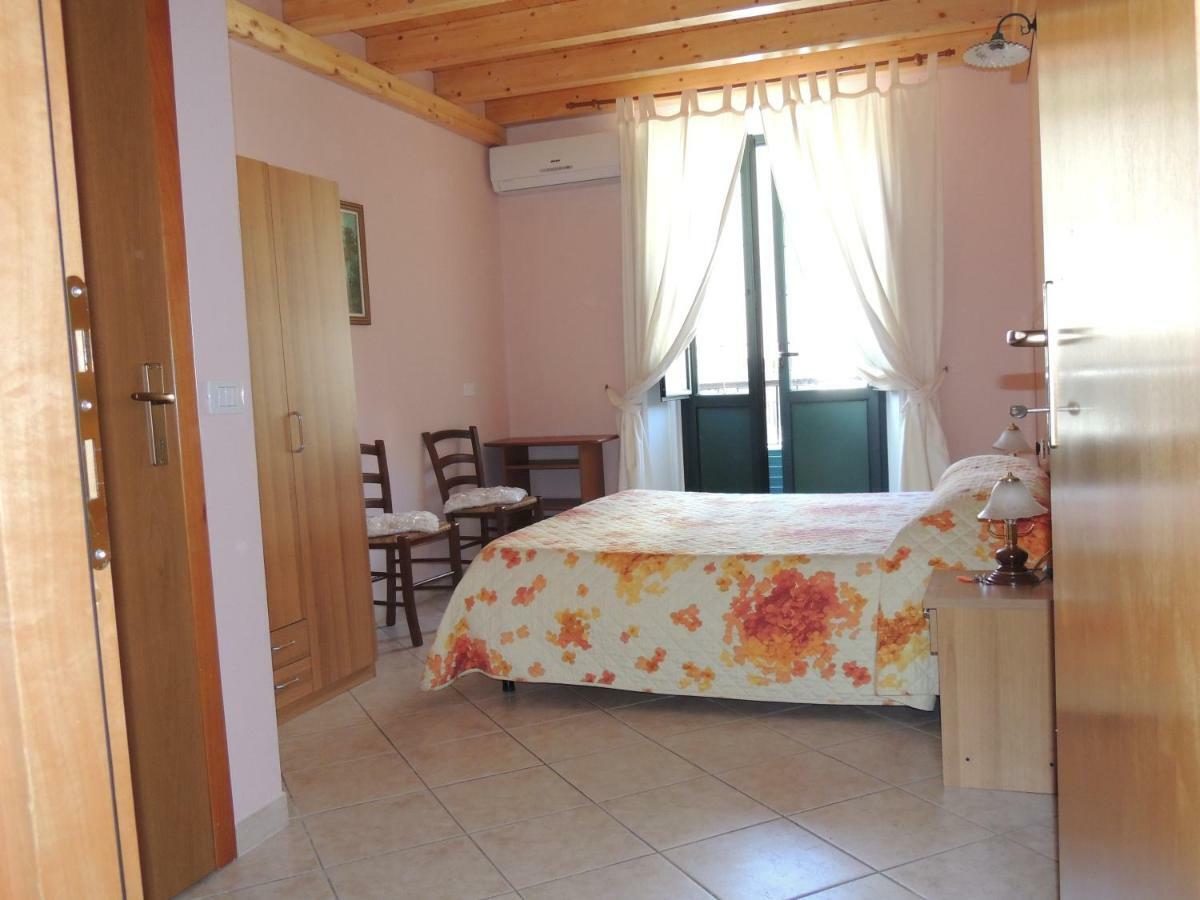 Bed and Breakfast La Marina Cagliari Zewnętrze zdjęcie